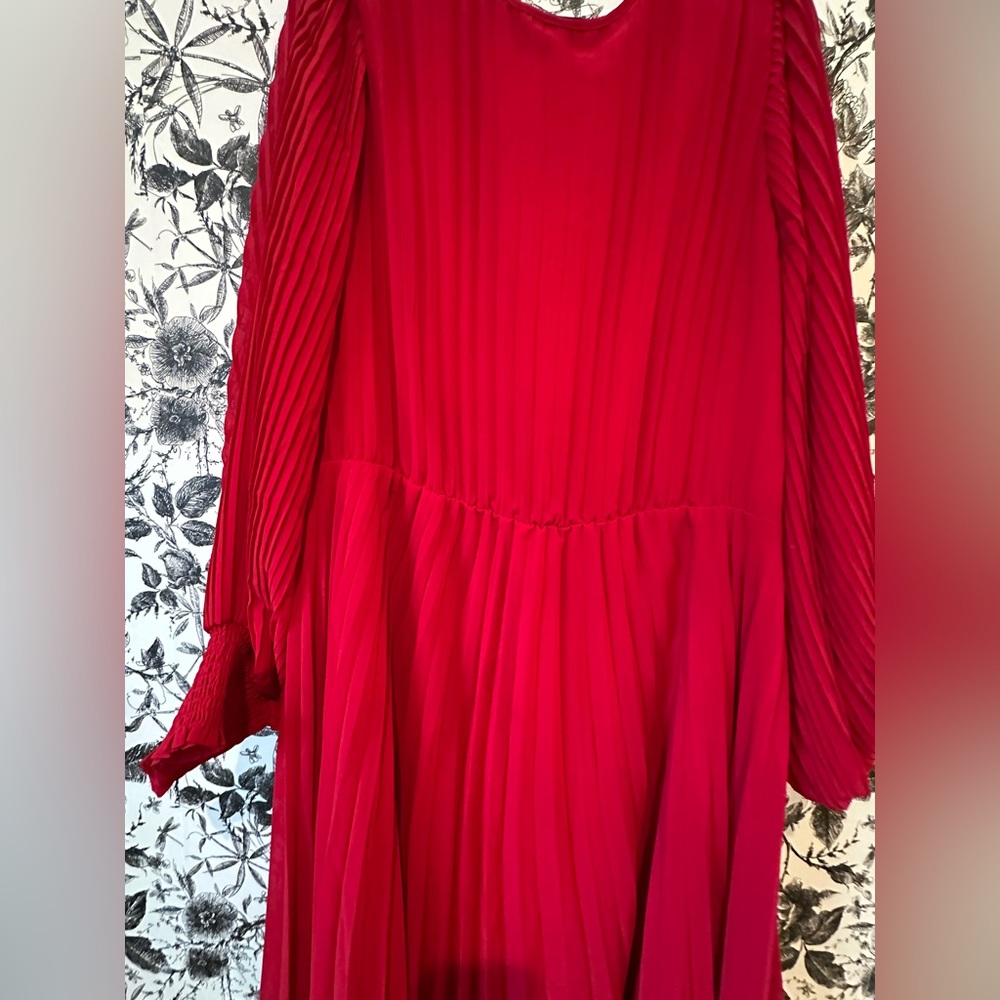 City Chic Vibrant Red Dress Long Sleeve Women’s Size 24 XXL Elastic & Flowy - Picture 2 of 8